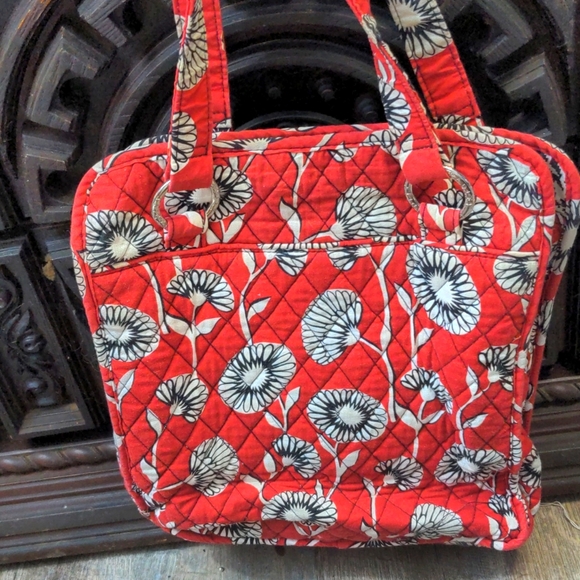 Vera Bradley Tote - Picture 2 of 4